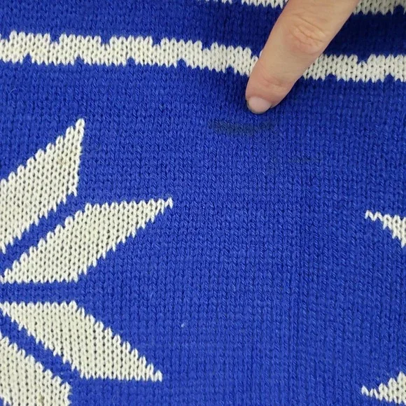 POL blue winter holiday sweater size large - Picture 6 of 12